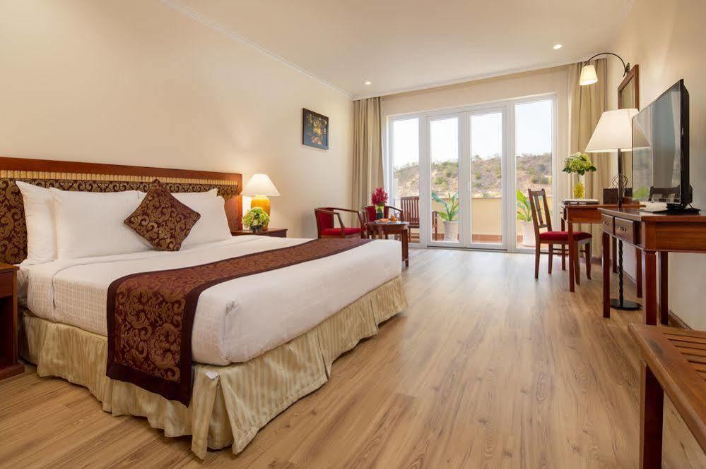 Sunshine Beach Resort Муйне Экстерьер фото